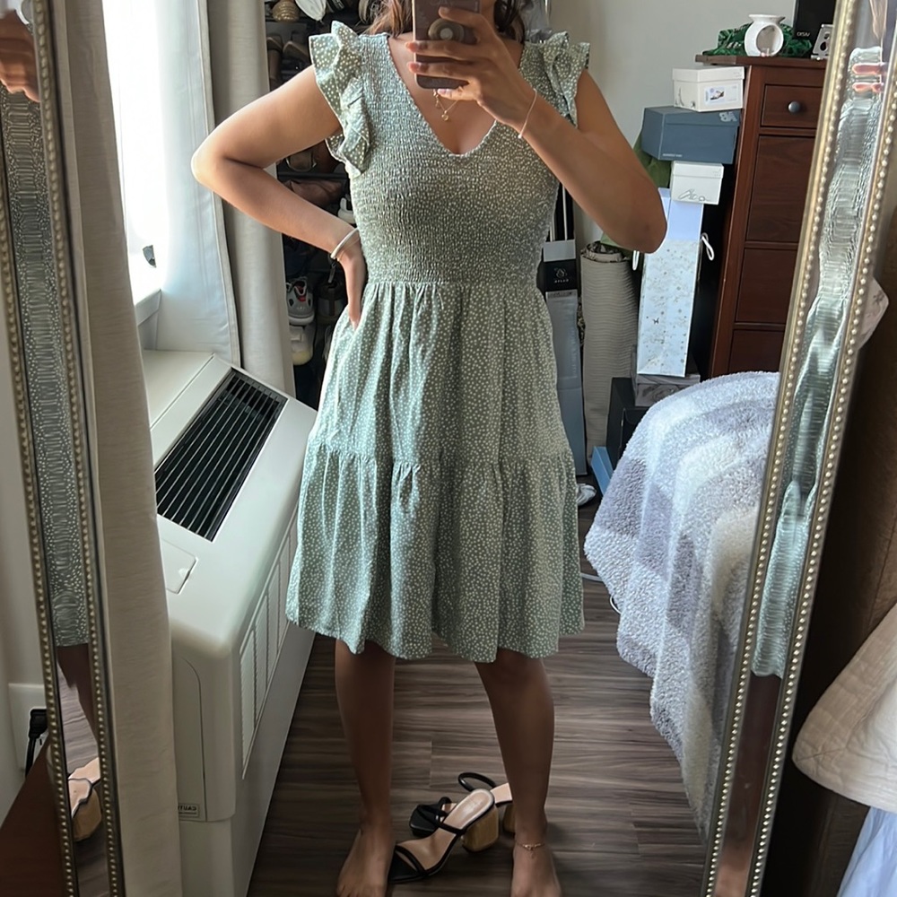 PETIITE XS teired dress with scrunched bodice